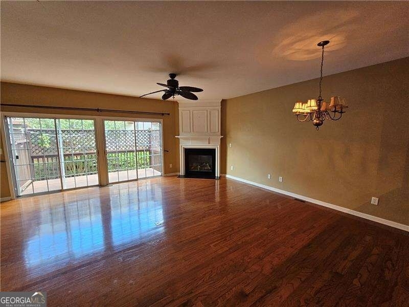 1367 Thornborough Drive - Photo 5