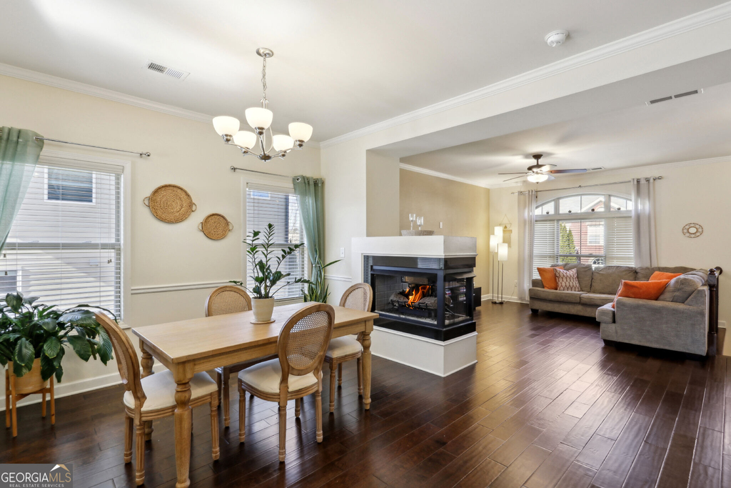 7395 Glisten Avenue - Photo 5