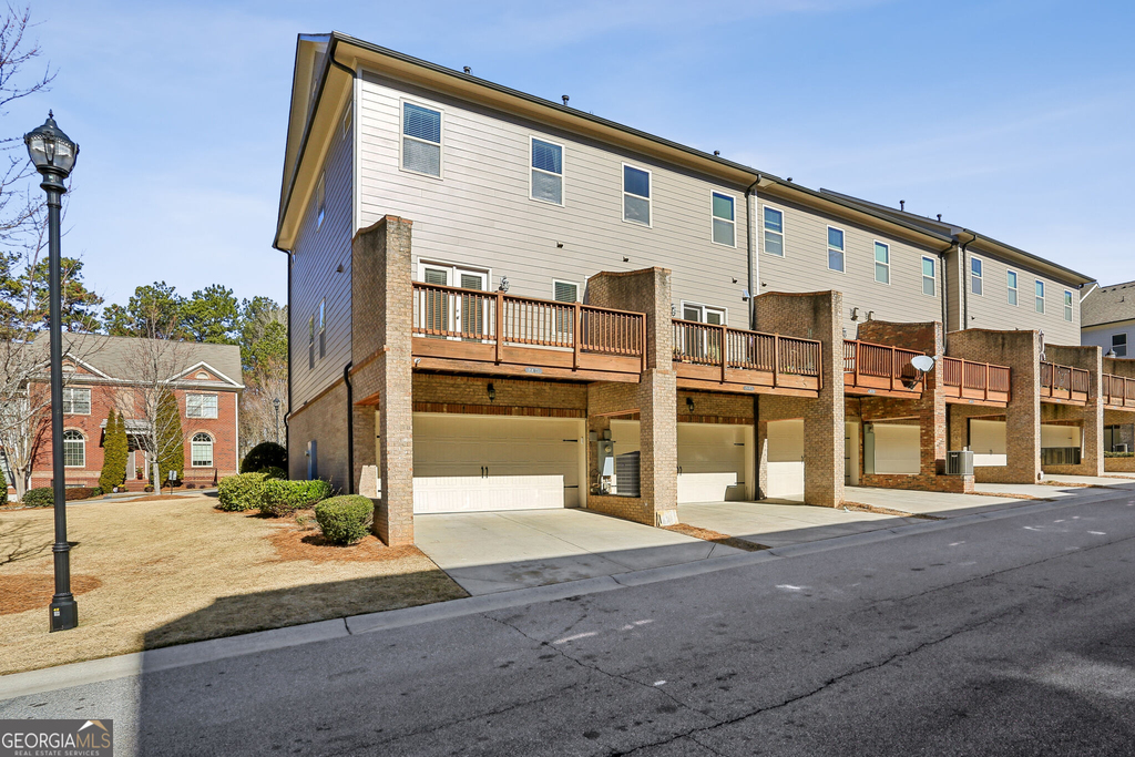 7395 Glisten Avenue - Photo 20