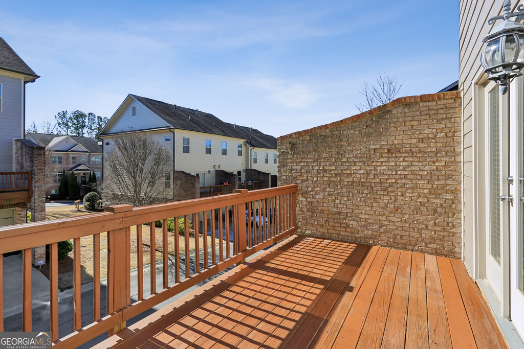 7395 Glisten Avenue - Photo 18