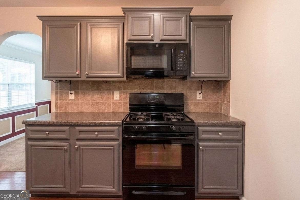 7377 Spoleto Loop - Photo 8