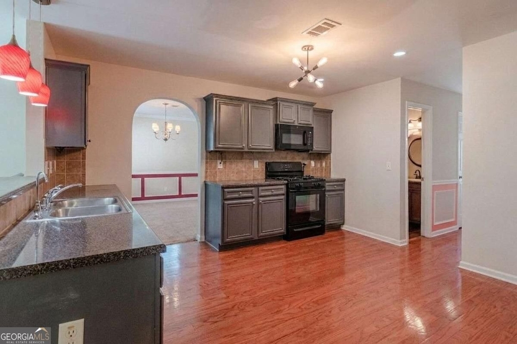 7377 Spoleto Loop - Photo 9