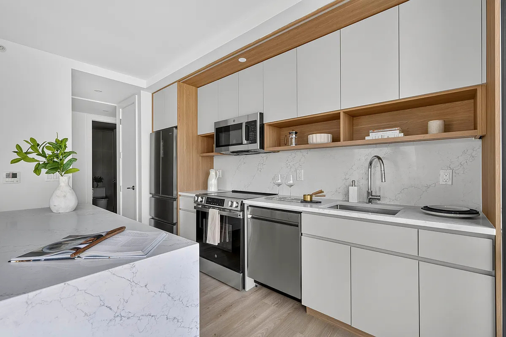 52 4th Avenue - Photo 4