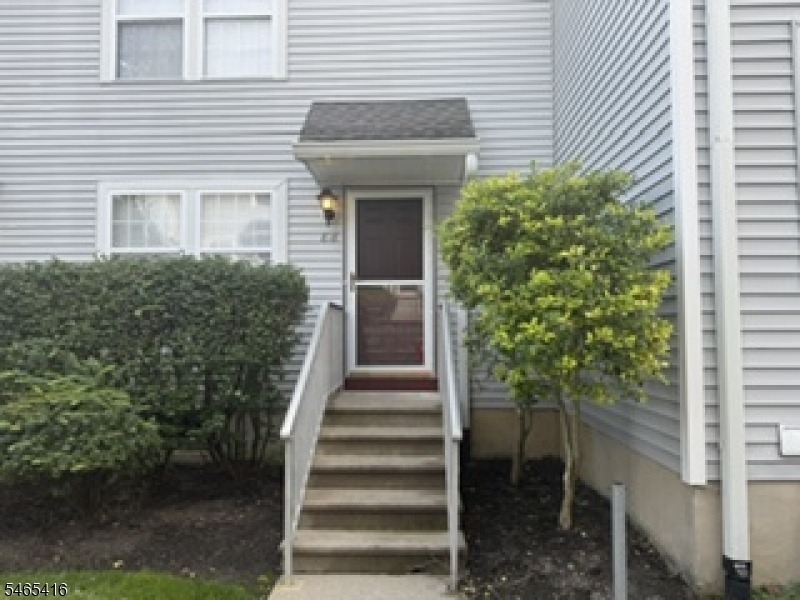 818 Belmont Dr - Photo 1