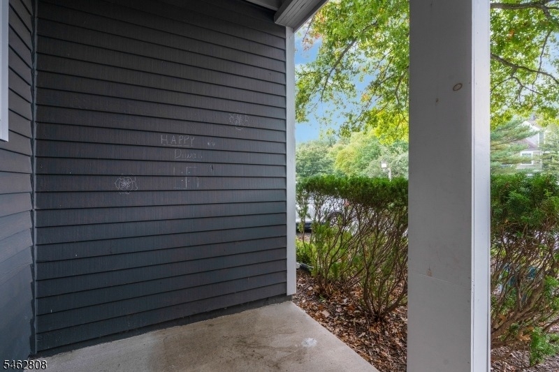 293 Greenfield Rd - Photo 1