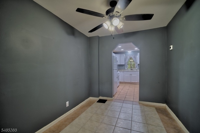 47 Court St - Photo 11