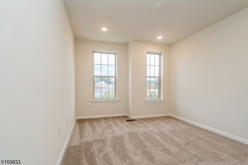 77 Robeson St - Photo 20