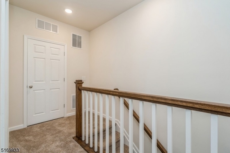 77 Robeson St - Photo 17