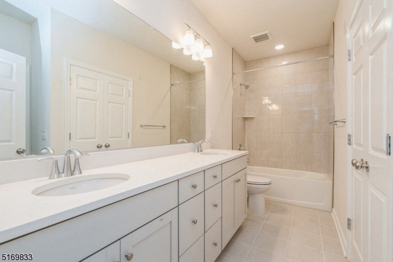 77 Robeson St - Photo 24