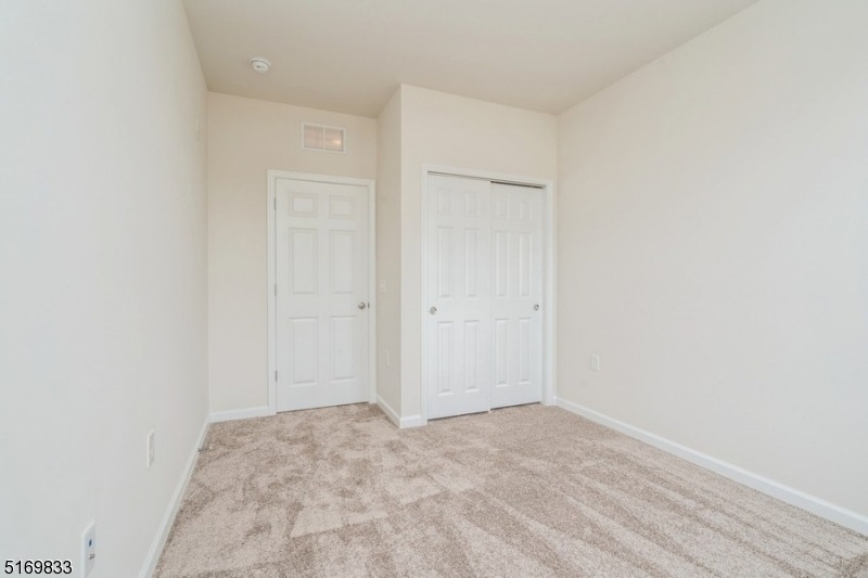 77 Robeson St - Photo 19