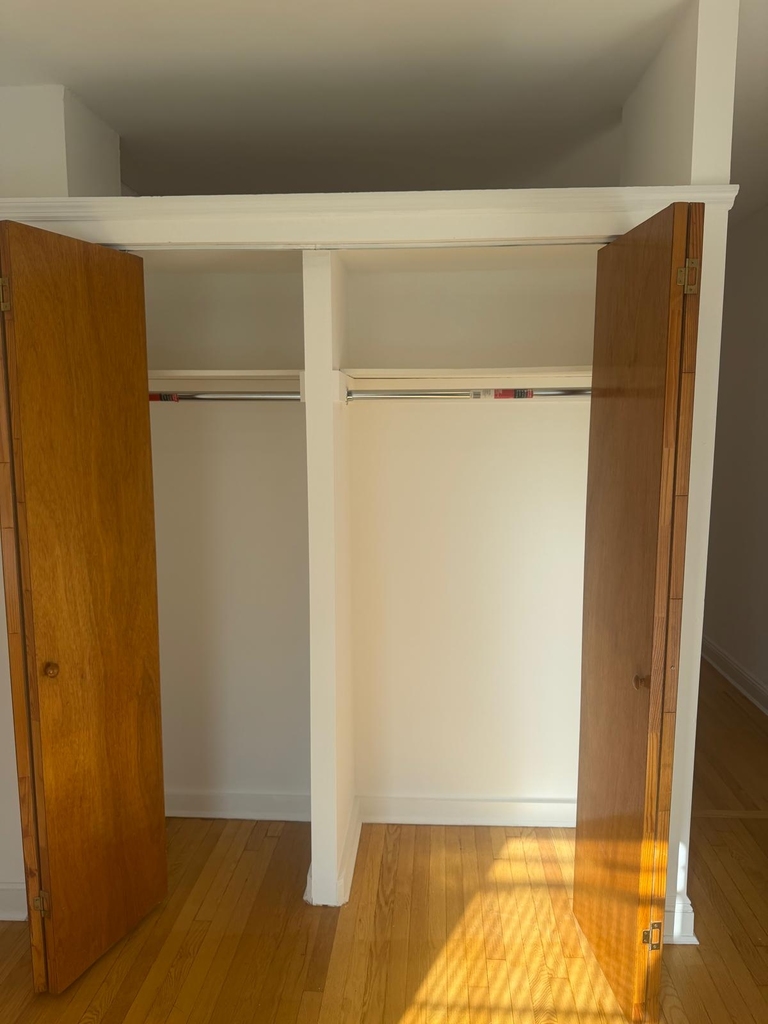 East 83rd Street - Photo 5