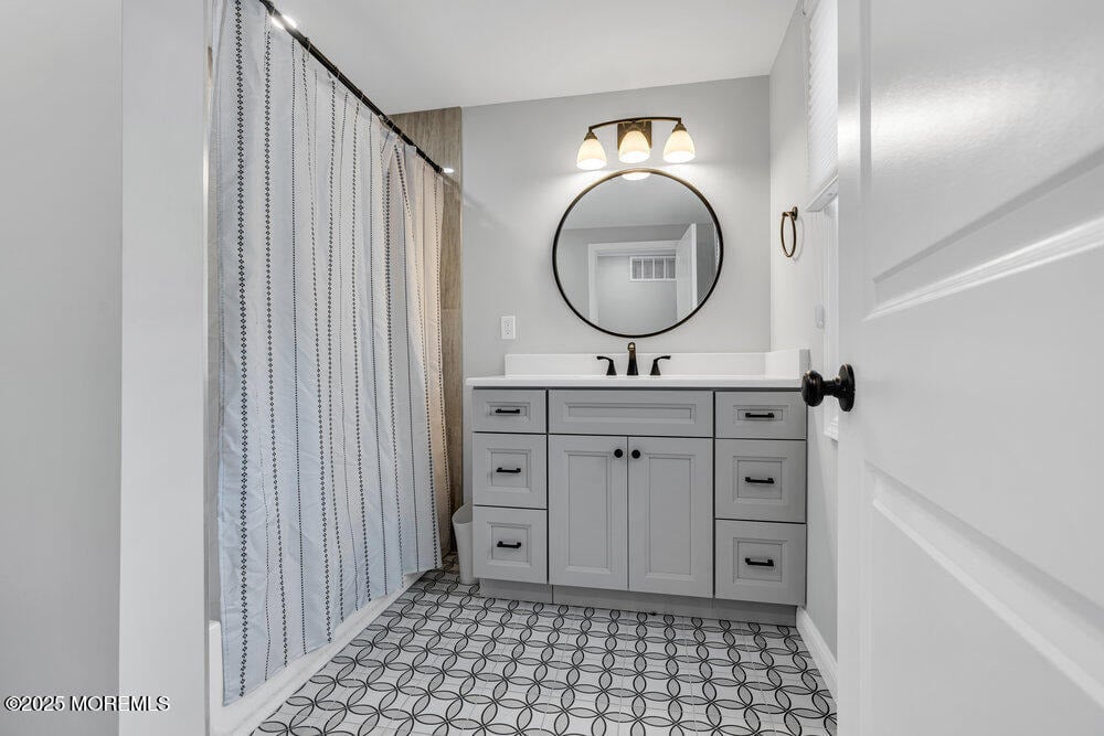 2137 Locust Road - Photo 12