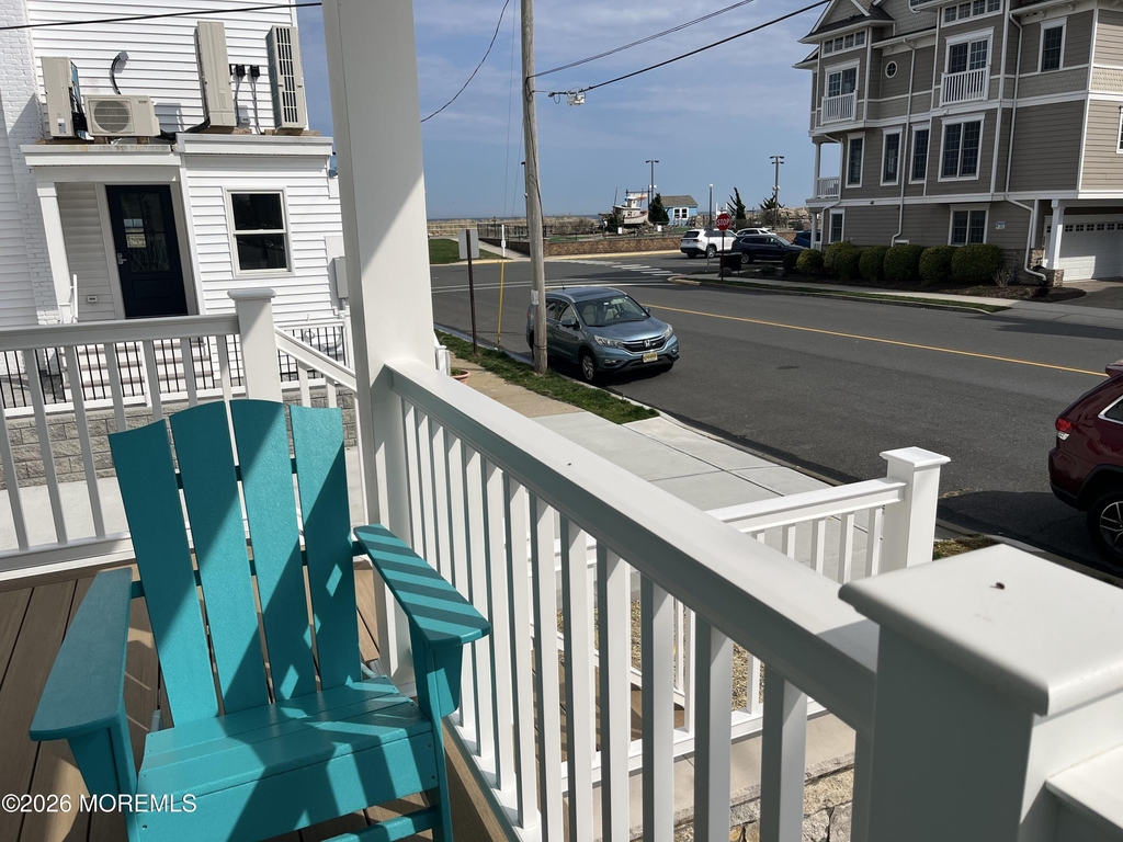 100 Ocean Park Avenue - Photo 16