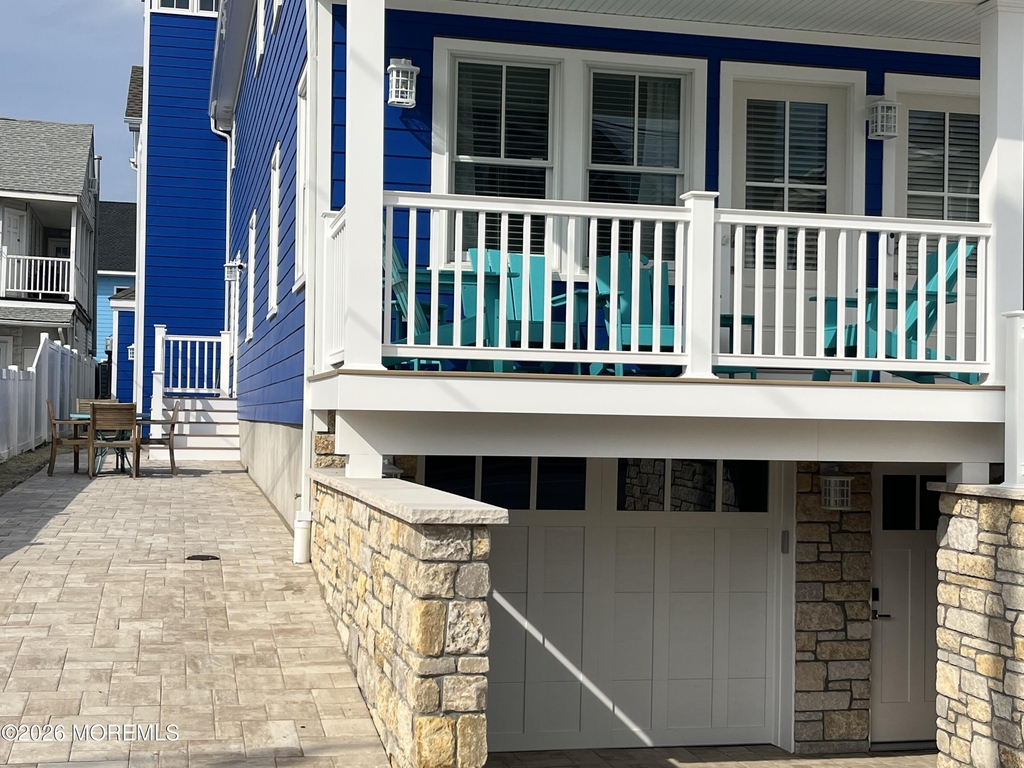 100 Ocean Park Avenue - Photo 18