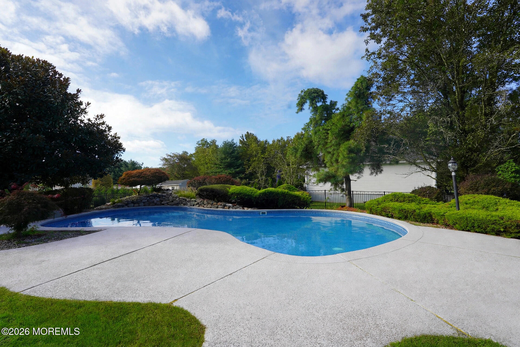 17 Locksley Lane - Photo 51