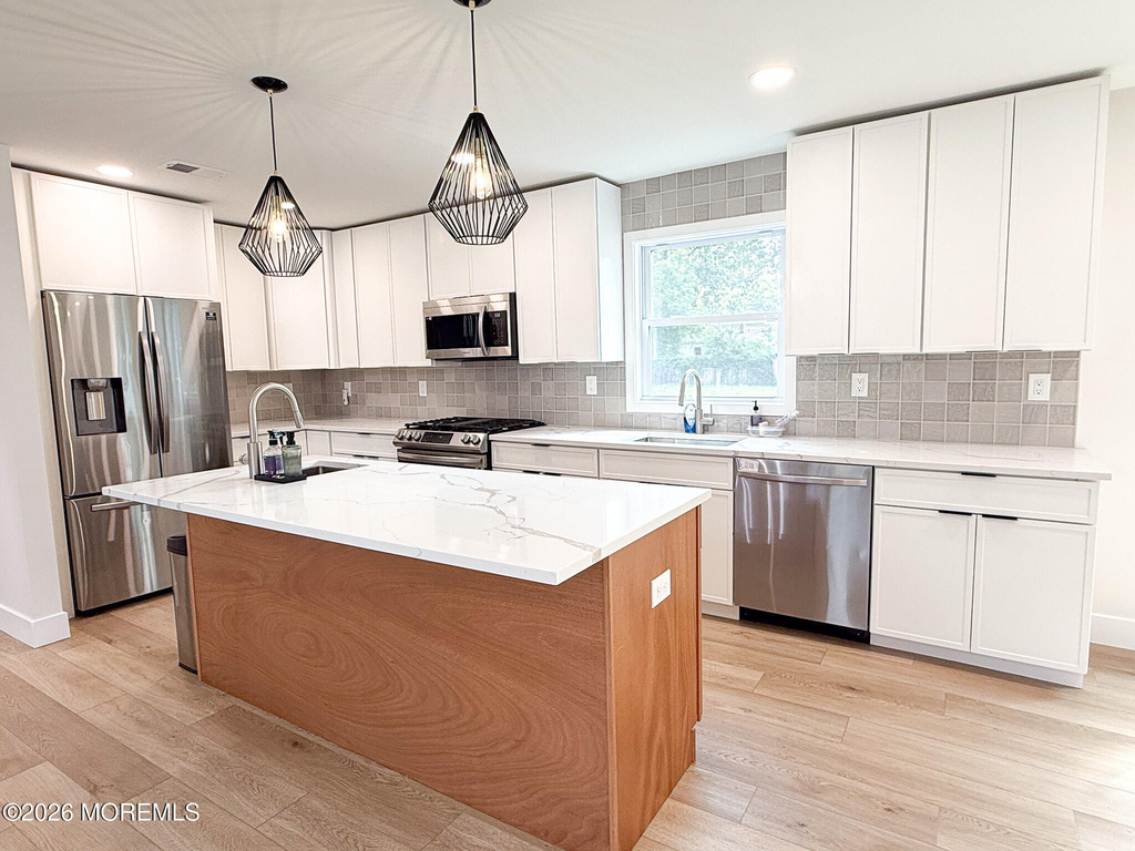 18 Arlyn Drive - Photo 8
