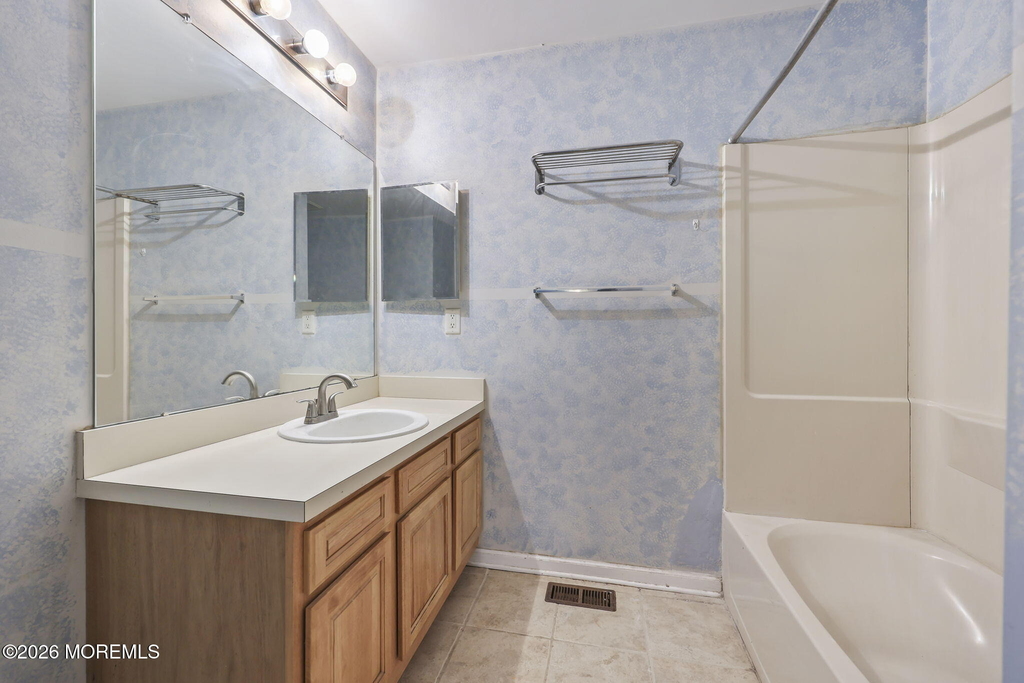 302 Graham Avenue - Photo 16