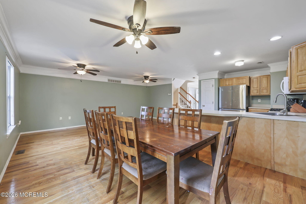 302 Graham Avenue - Photo 6