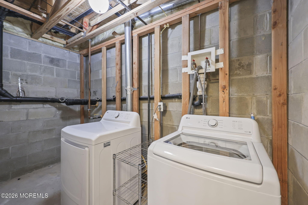 302 Graham Avenue - Photo 23
