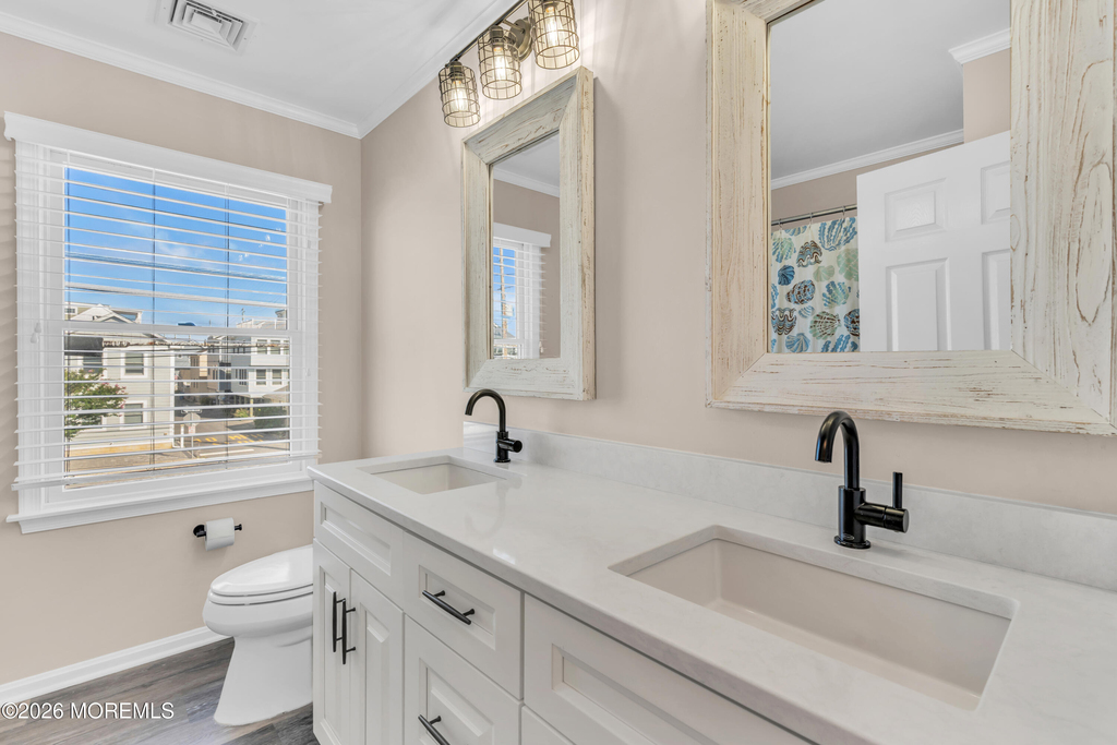 102 W Spray Way - Photo 10