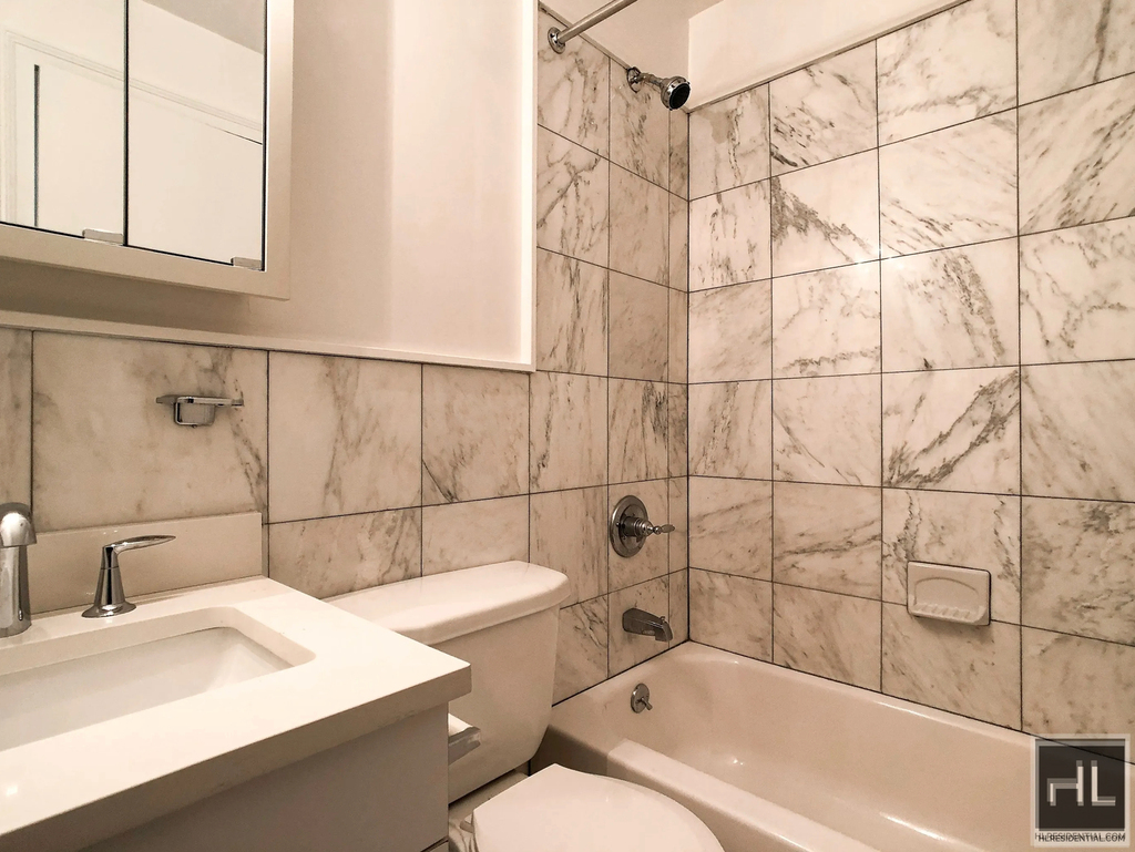West 73rd Street - Photo 3