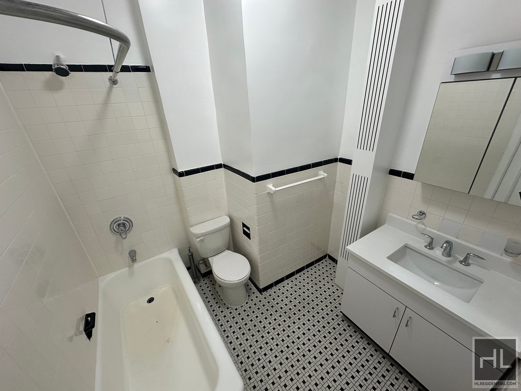 West 72 Street - Photo 2