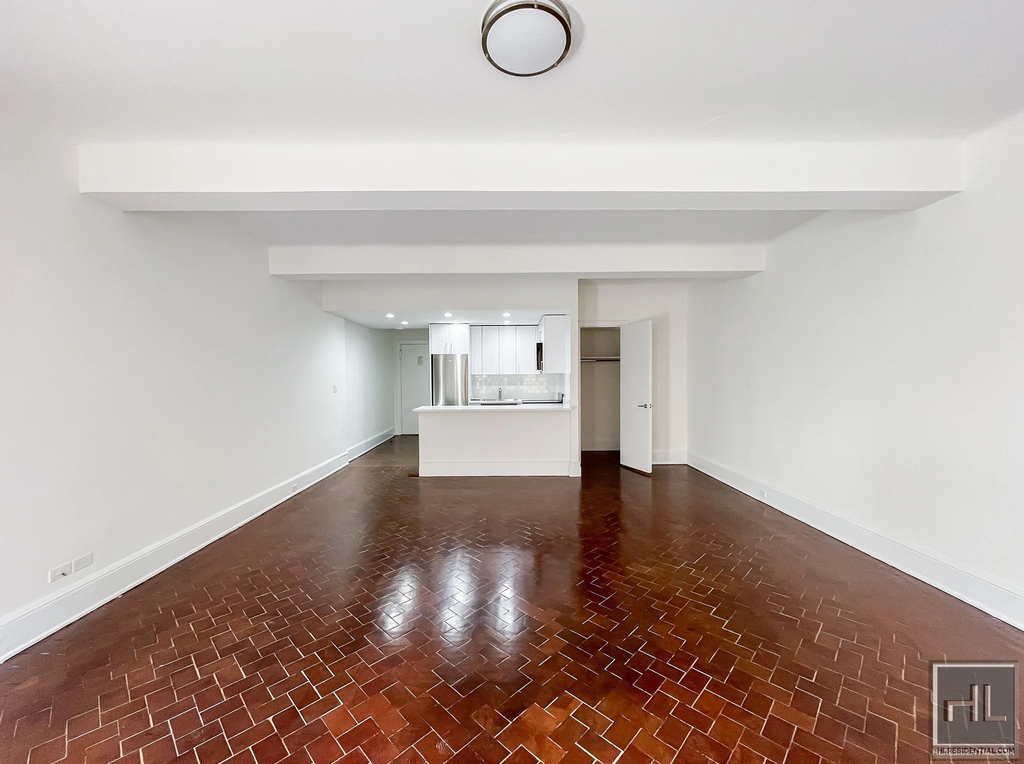 West 73rd Street - Photo 1