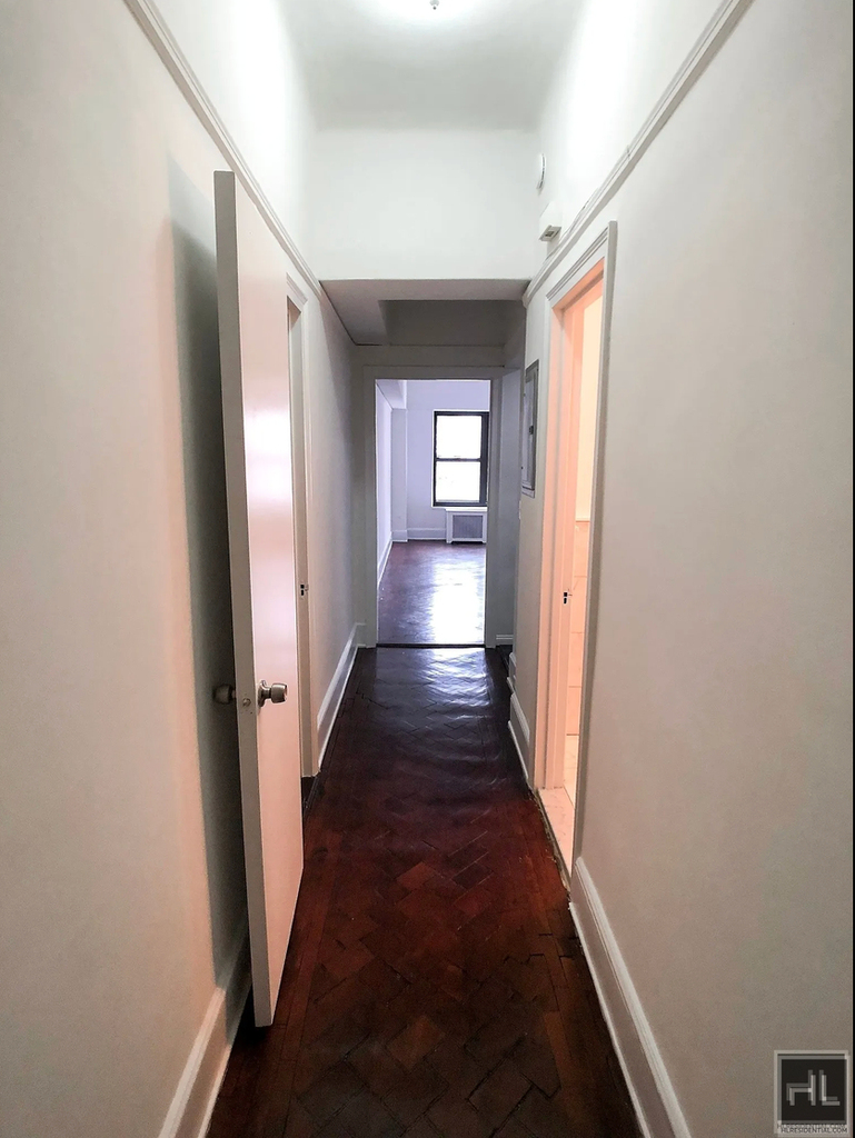 West 73rd Street - Photo 6
