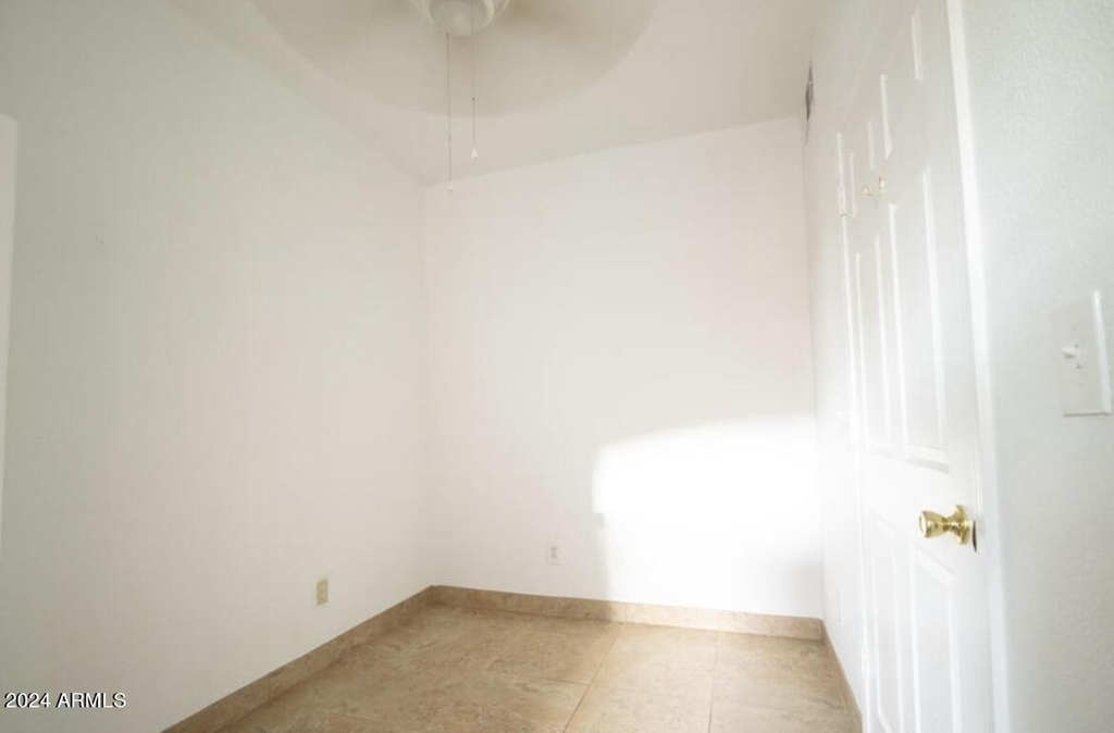 9427 W Virginia Avenue - Photo 10