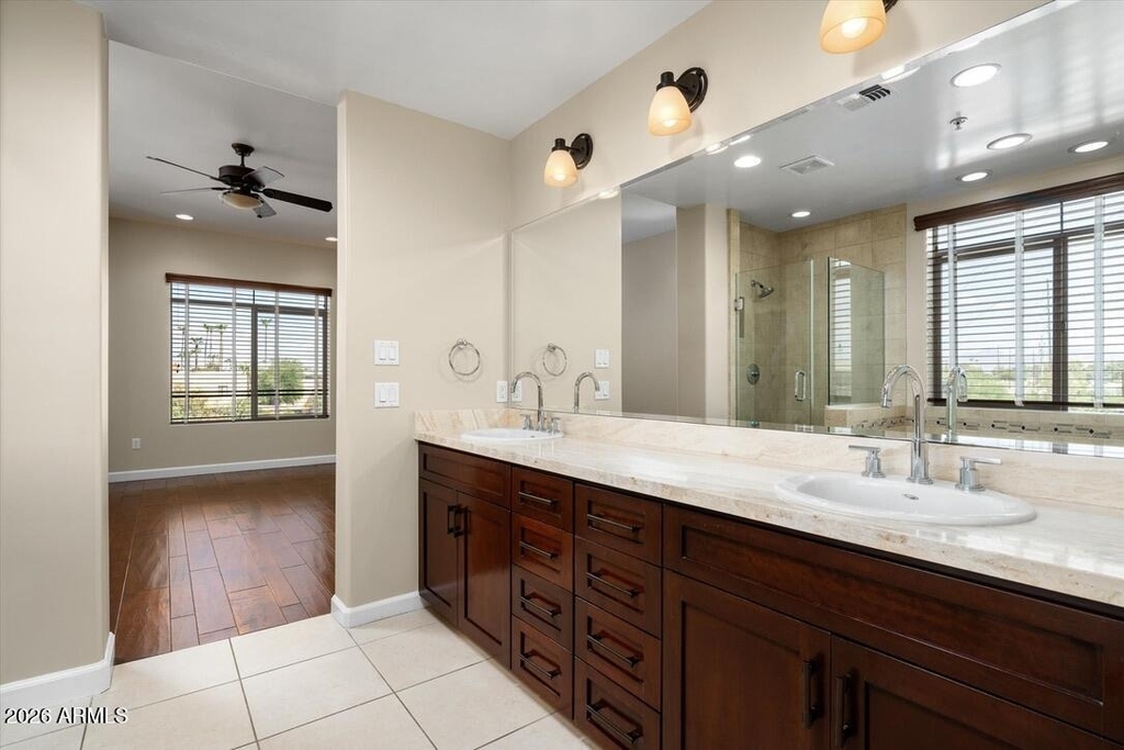 4931 N Woodmere Fairway -- - Photo 18