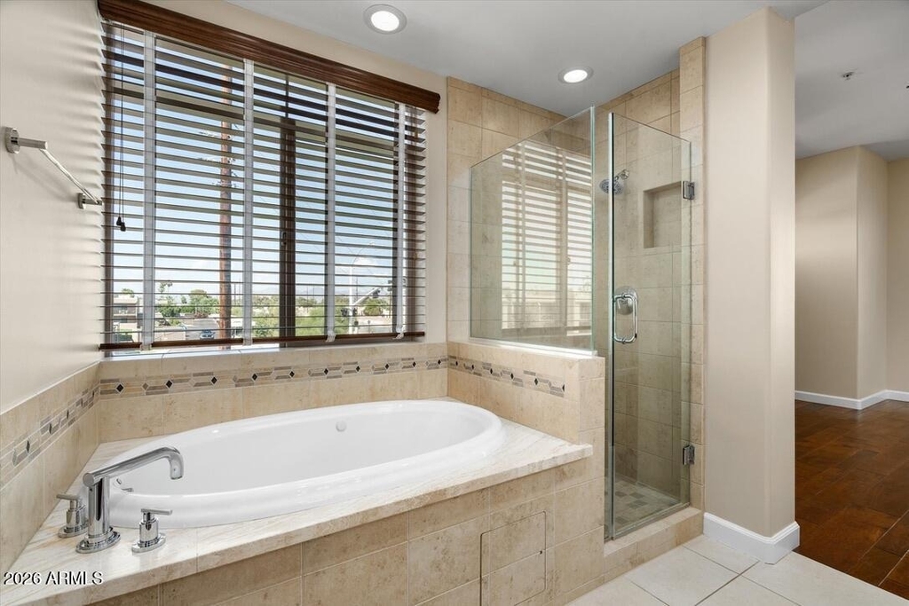 4931 N Woodmere Fairway -- - Photo 17