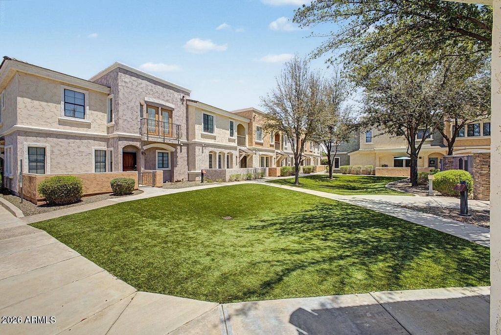 10757 N 74th Street - Photo 27