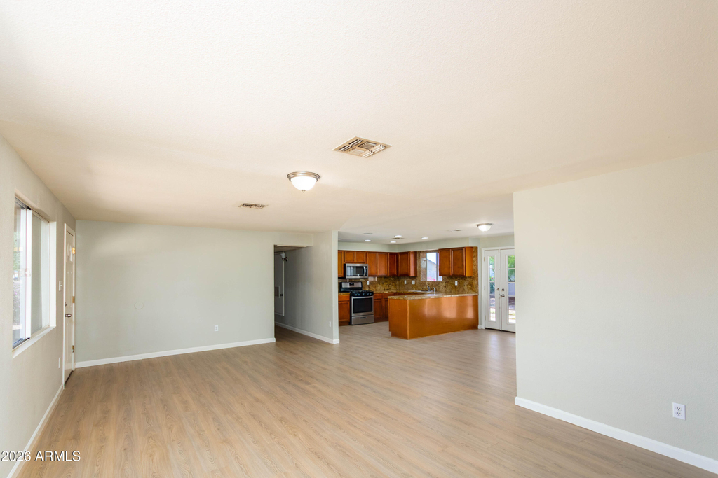 3525 E Hearn Road - Photo 3