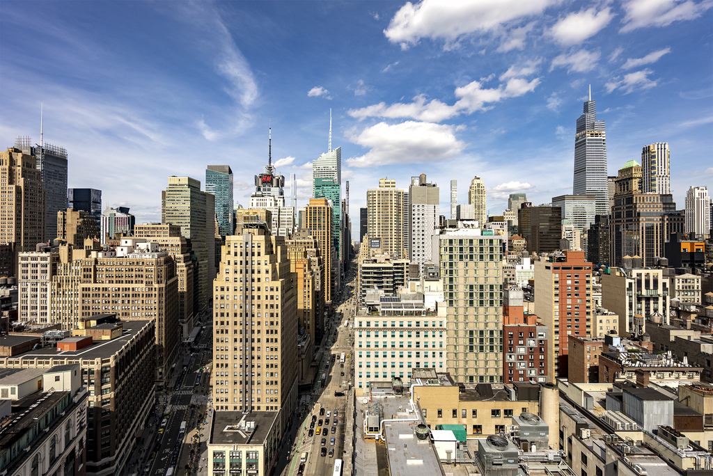 West 34th Street - Photo 4