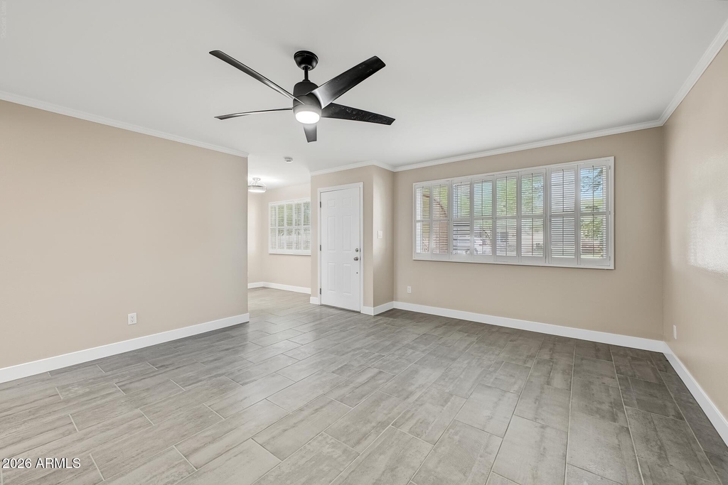 10123 N 96th Avenue - Photo 4