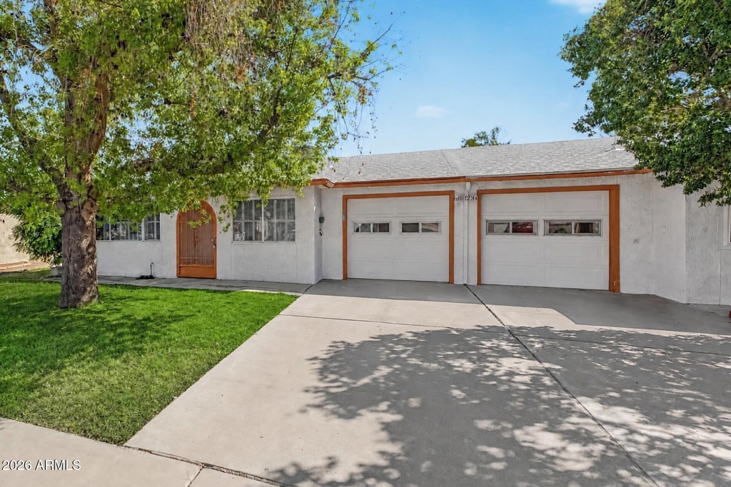 10123 N 96th Avenue - Photo 5