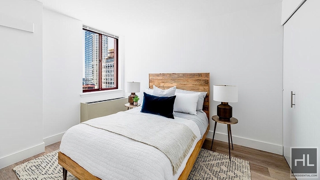 West 35th Street - Photo 2