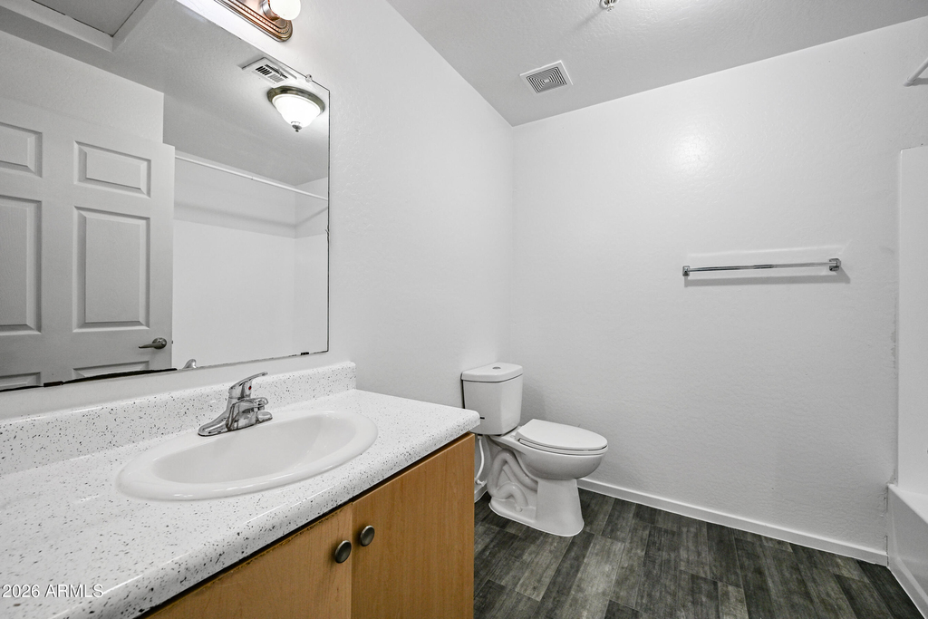 3065 N 67th Avenue - Photo 16