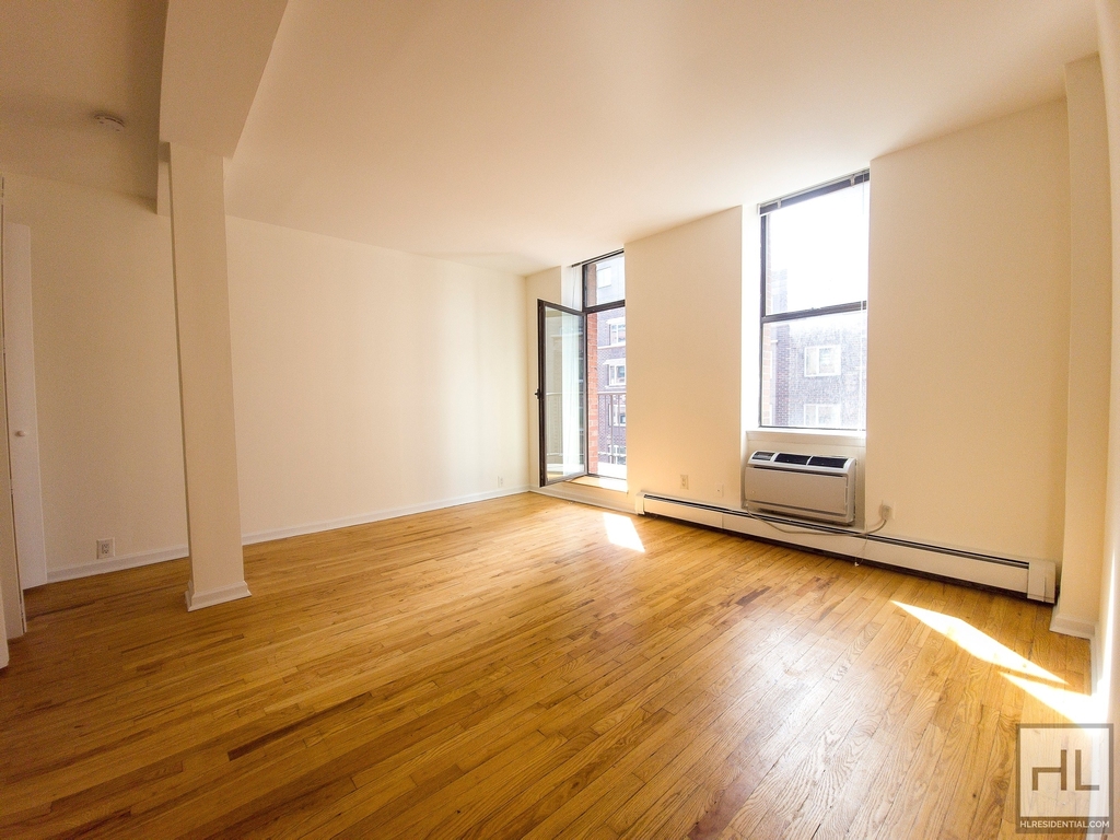 East 12th Street - Photo 1