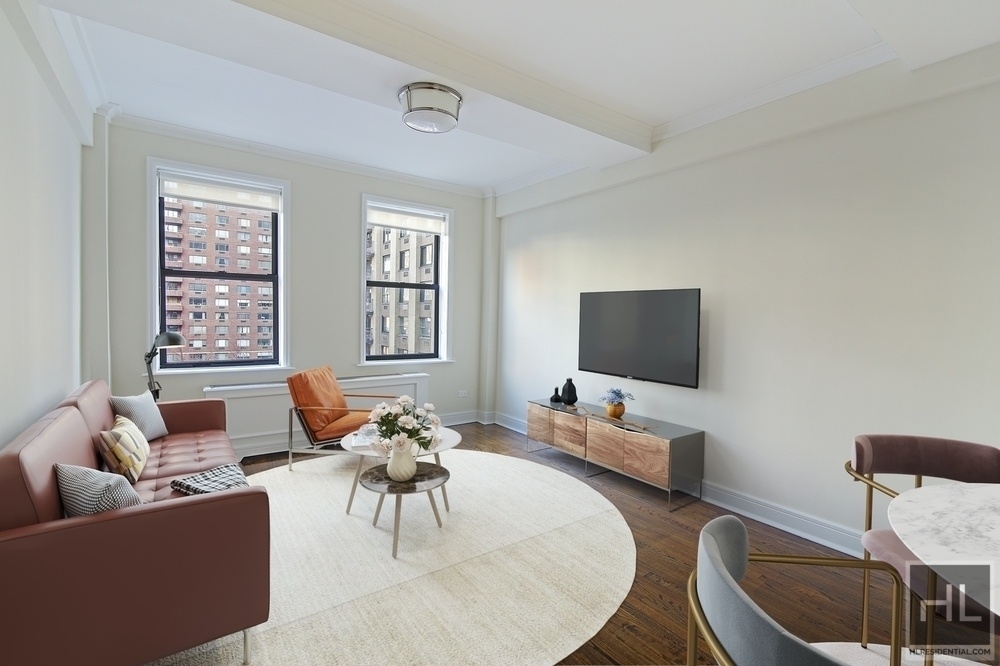 West 70th Street - Photo 3