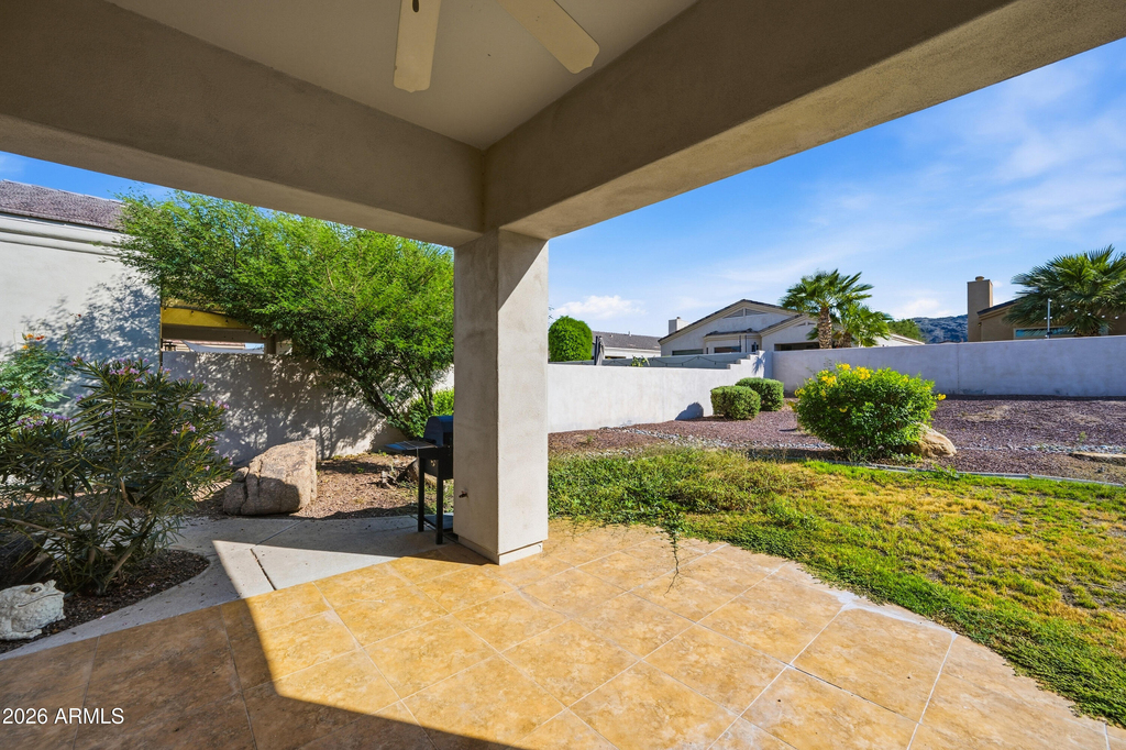2219 E Valencia Drive - Photo 25