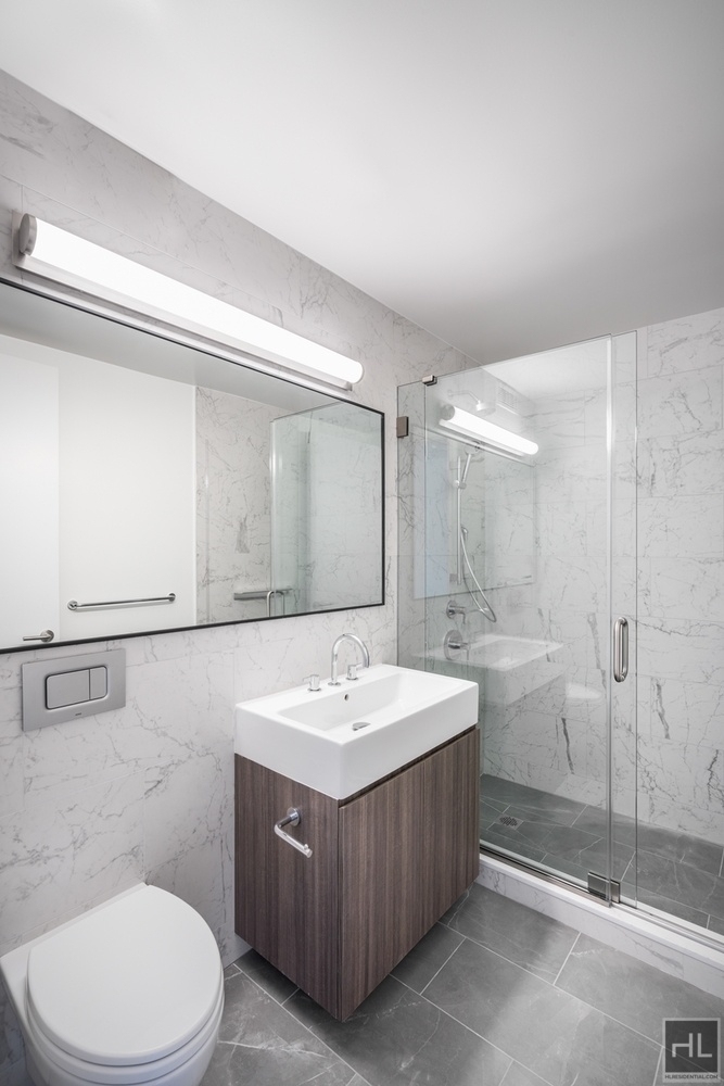 East 72nd Street - Photo 9