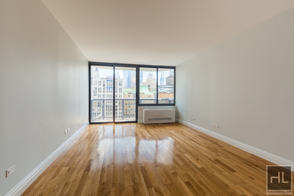 West 48th Street - Photo 1