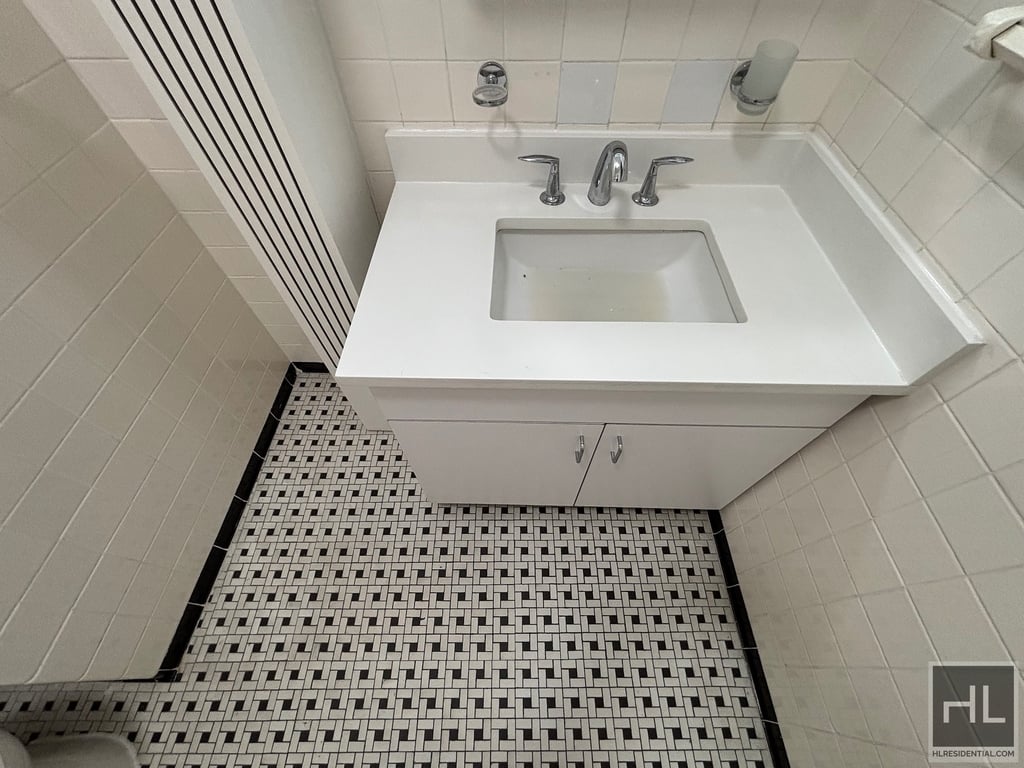 West 72 Street - Photo 8