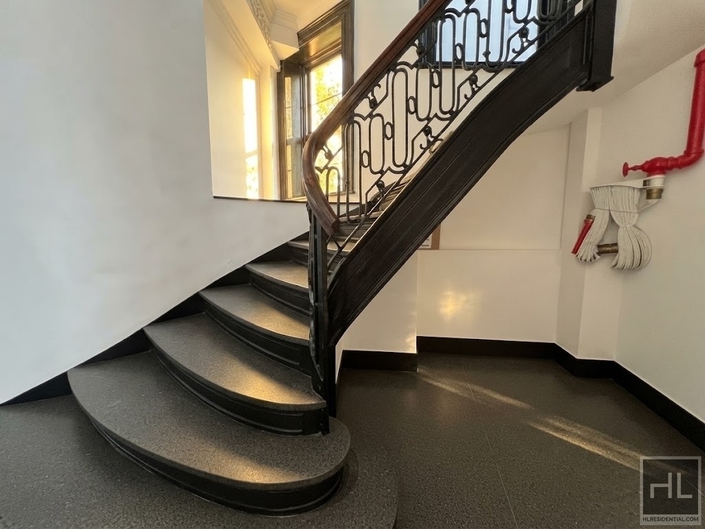 West 72 Street - Photo 10