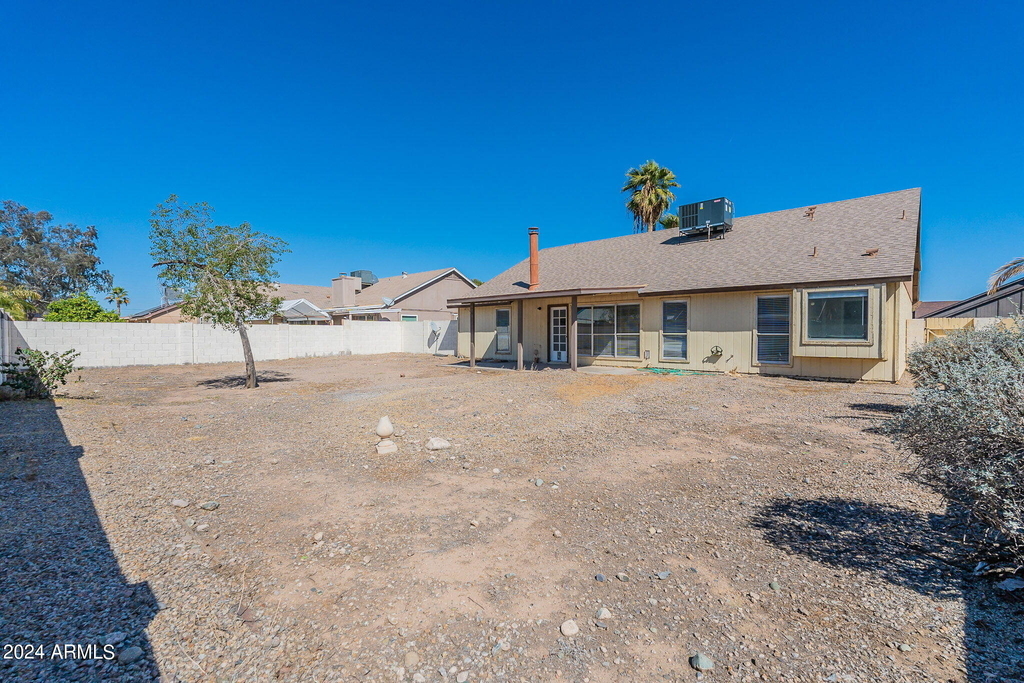 11926 N 78th Drive - Photo 32