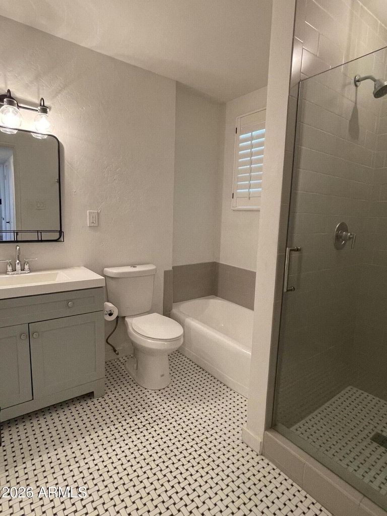 3242 E Camelback Road - Photo 9