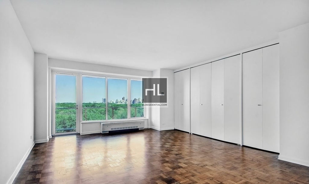 Central Park South - Photo 3