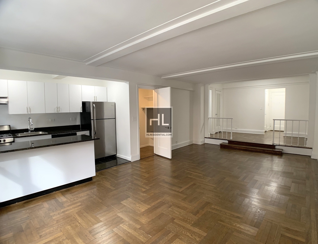 East 38 Street - Photo 0