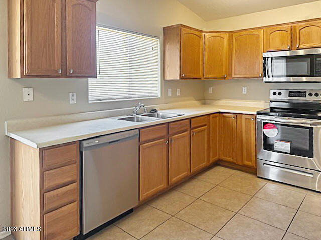 13410 W Watson Lane - Photo 7